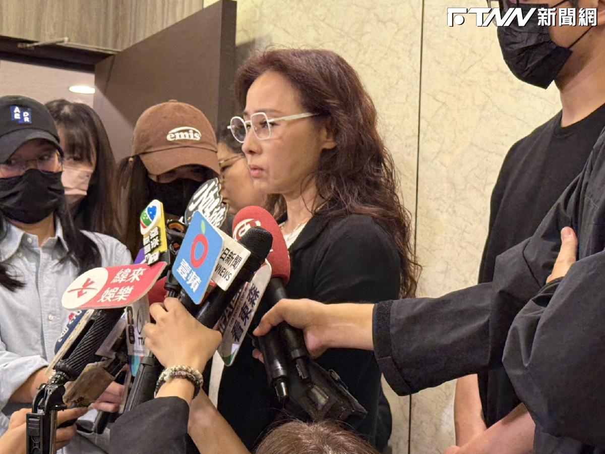 兵家綺落淚現身靈堂！憶見傅子純最後一面　