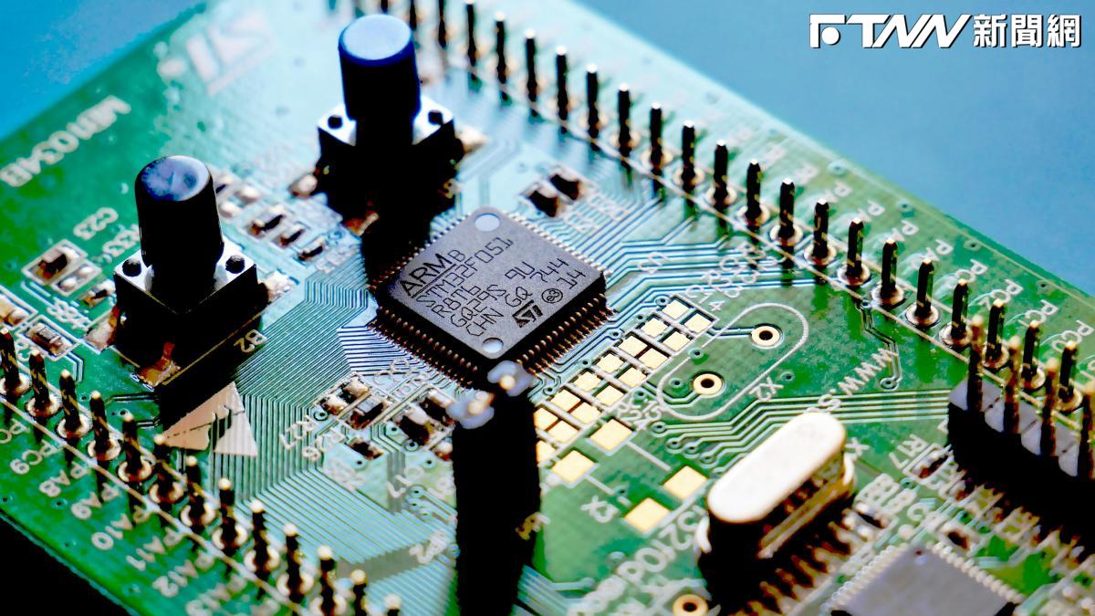 訂單能見度至明年Q1！「PCB大廠」現金