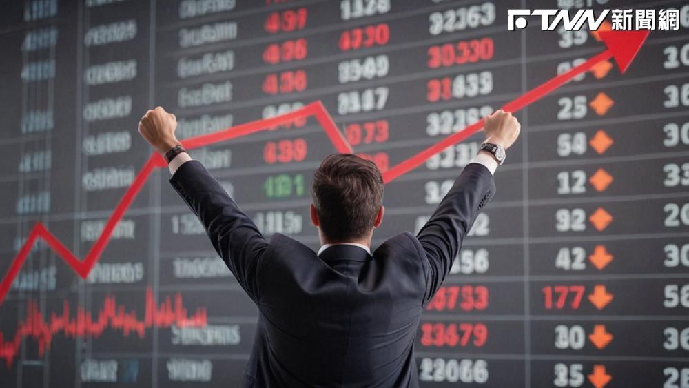 世足商機點火！面板三雄爆量狂飆　友達、彩