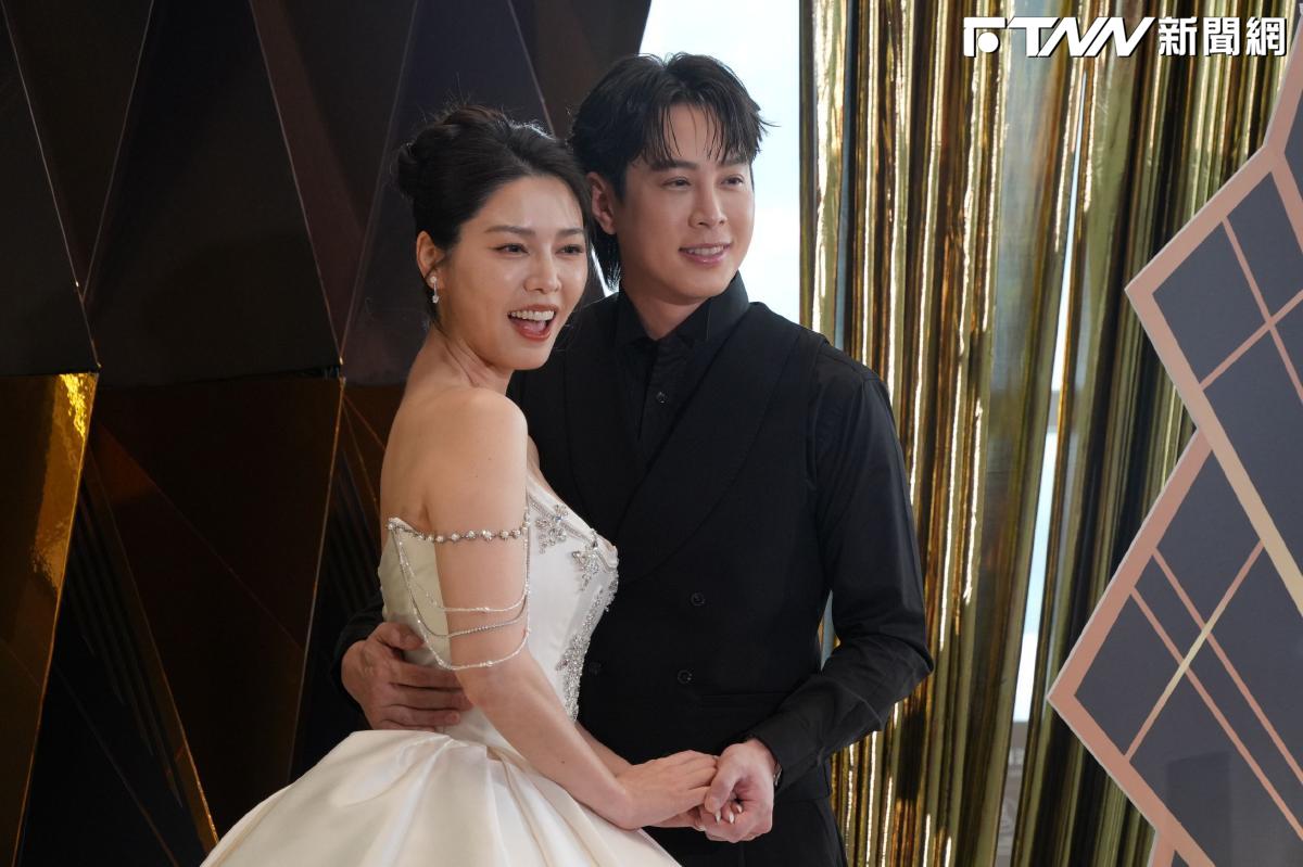 斥資400萬補辦婚宴！白家綺披超辣婚紗登