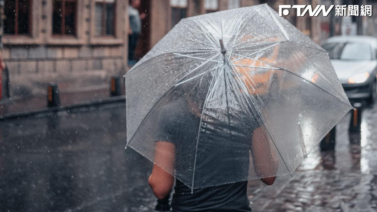 暴雨恐連炸5天！梅雨鋒面午後再回台灣上空