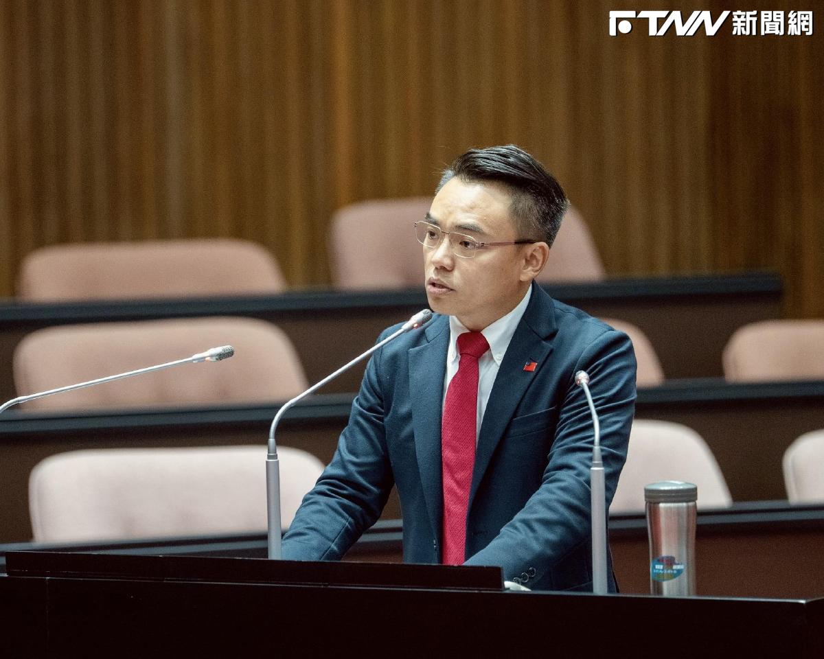 被提問無人機議題未回覆！洪孟楷遭地方群組